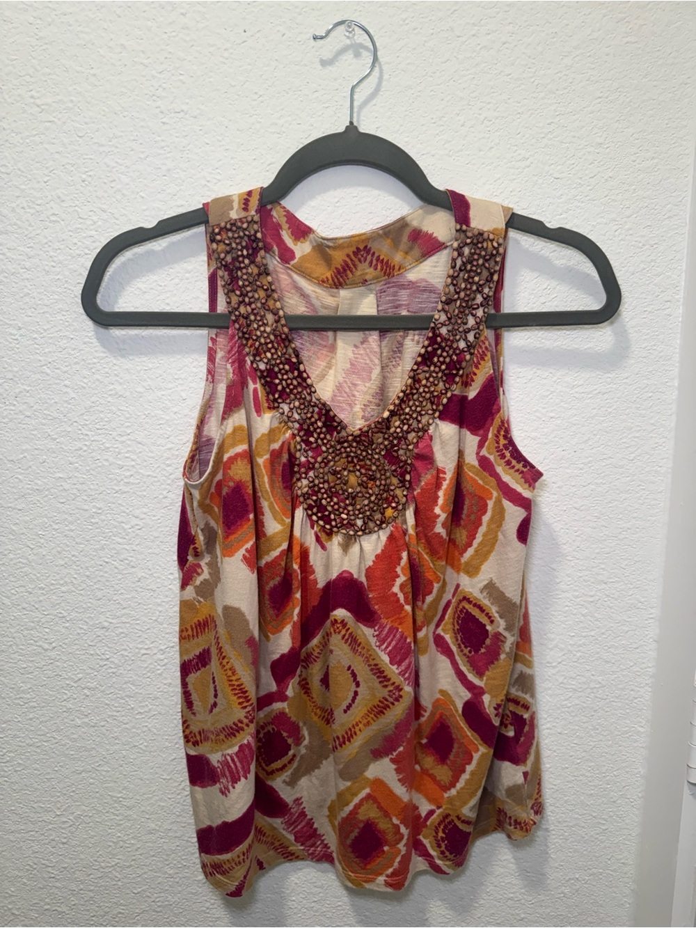 Beaded V-Neck Printed Sleeveless Blouse - Pink Orange Tan